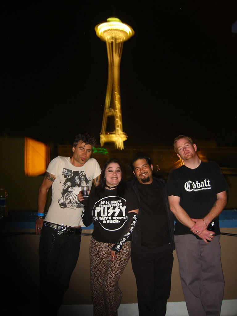 group photo in front ofSpace Needle